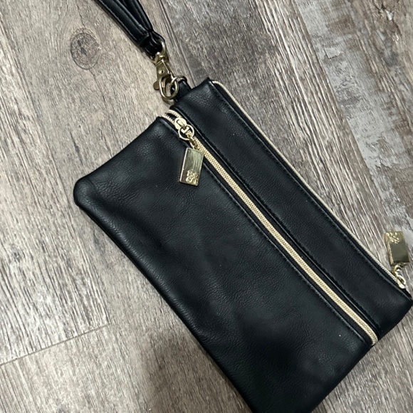 NWOT Black Pebble Leather Accessory Bag Wristlet - Picture 1 of 2